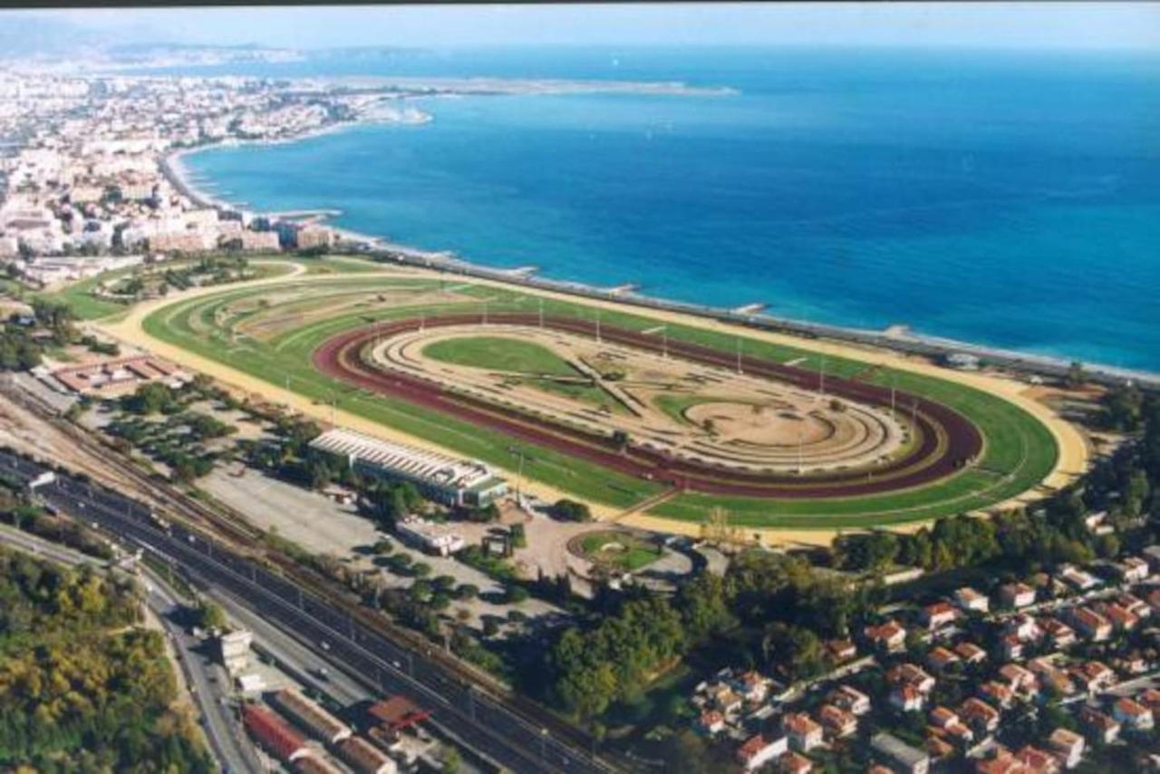 Charmant Studio Proche De Nice A 300M Des Plages Appartement Villeneuve-Loubet Buitenkant foto